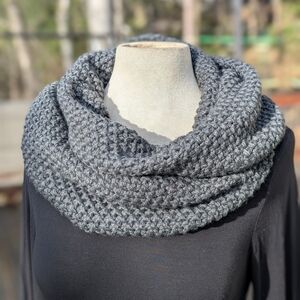 Old Navy Gray Infinity Scarf